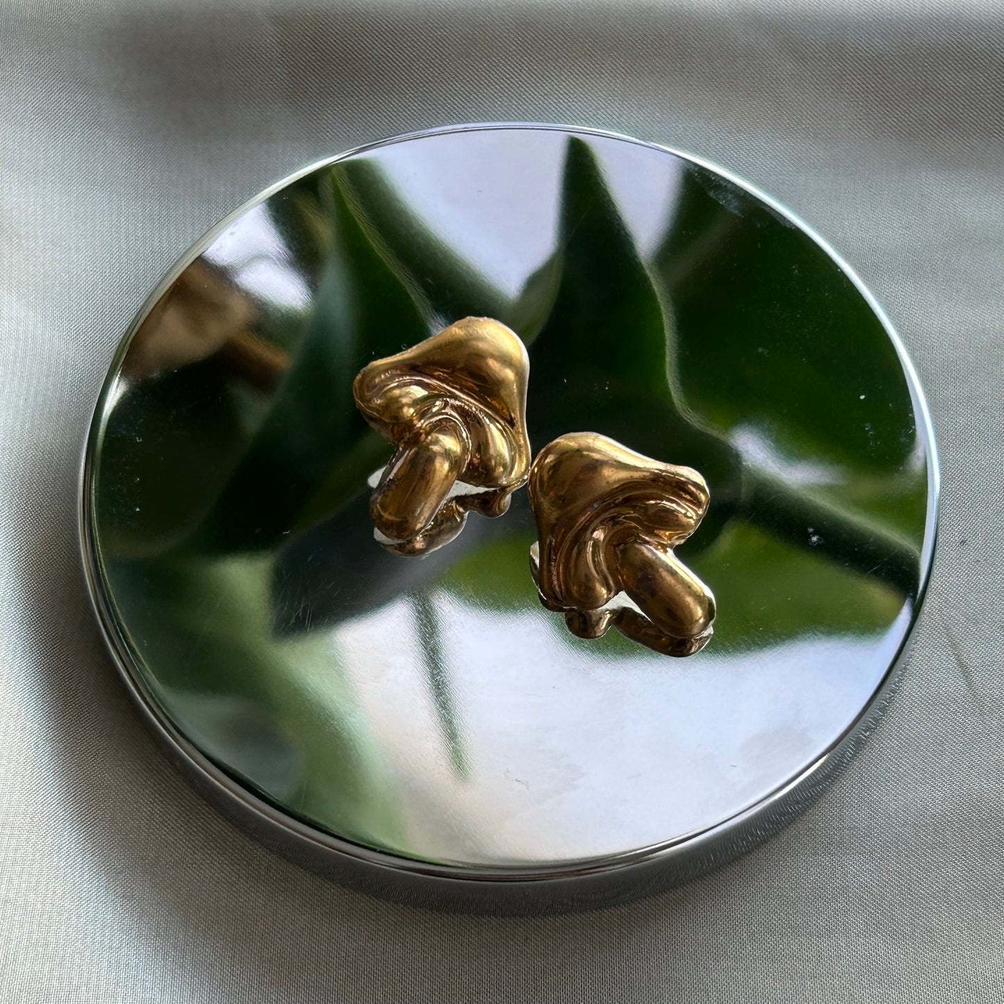 Gold Mushroom Stud